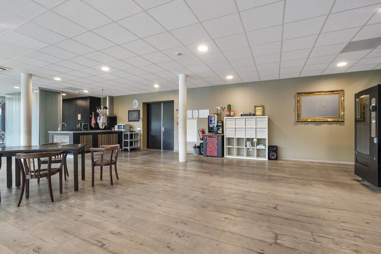 BedrijfsruimteaanLindeboomseweg 51-53<br/> inAmersfoort BedrijfsruimteaanLindeboomseweg 51-53<br/> inAmersfoort
