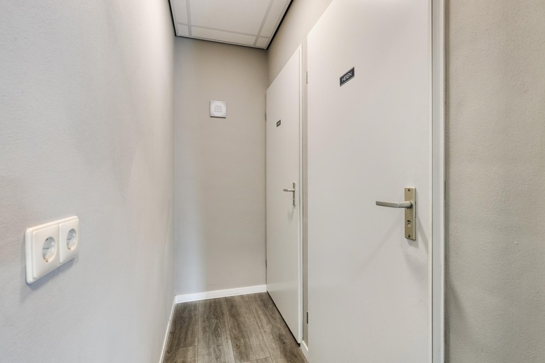 BedrijfsruimteaanCanadabaan 7 l<br/> inNistelrode