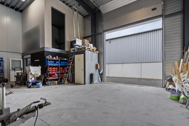BedrijfsruimteaanFriezenweg 20<br/> inOss BedrijfsruimteaanFriezenweg 20<br/> inOss