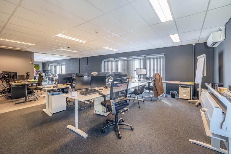 BedrijfsruimteaanZuidbaan 535<br/> inMoordrecht