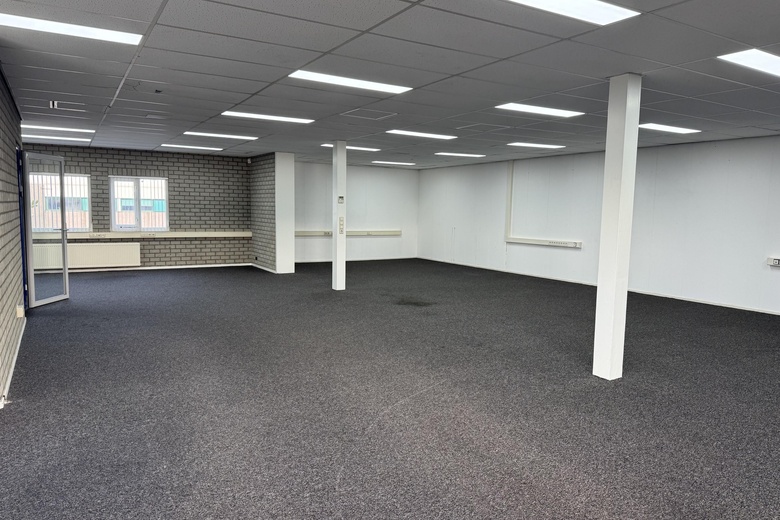 BedrijfsruimteaanSluispolderweg 71<br/> inZaandam