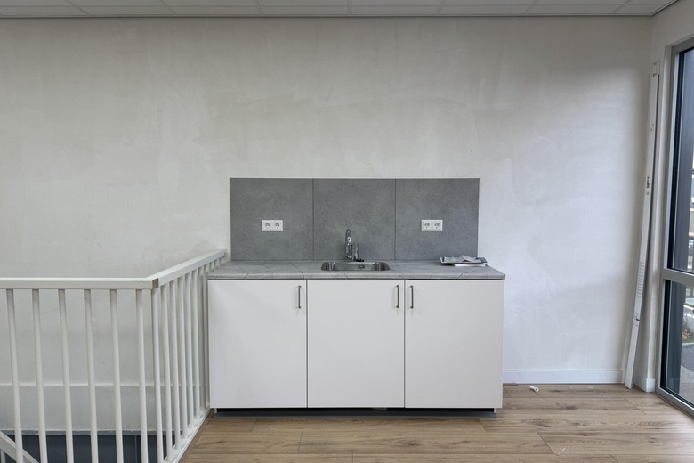 BedrijfsruimteaanJarmuiden 27 N<br/> inAmsterdam