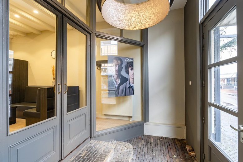 WinkelruimteaanVeerstraat 13<br/> inBussum WinkelruimteaanVeerstraat 13<br/> inBussum