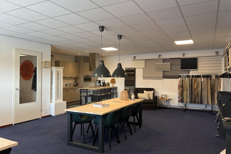 BedrijfsruimteaanSchuit 16 J<br/> inOudkarspel