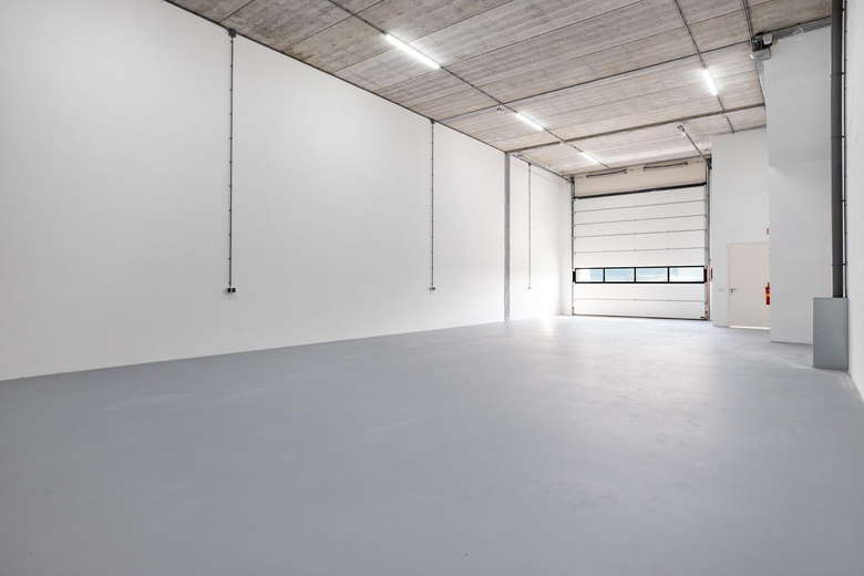 BedrijfsruimteaanAmperestraat 26 a<br/> inNieuwveen BedrijfsruimteaanAmperestraat 26 a<br/> inNieuwveen