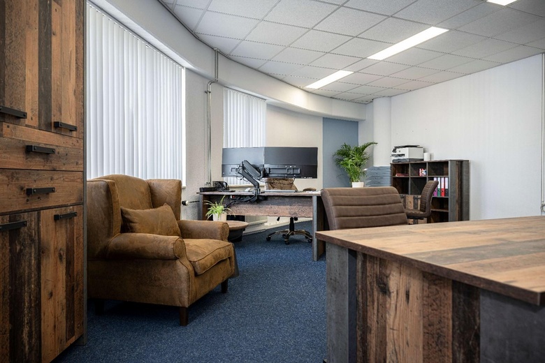 KantoorruimteaanStationsplein 1<br/> inSittard KantoorruimteaanStationsplein 1<br/> inSittard