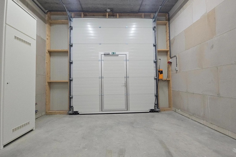 BedrijfsruimteaanBijsterhuizen 2001 010<br/> inWijchen