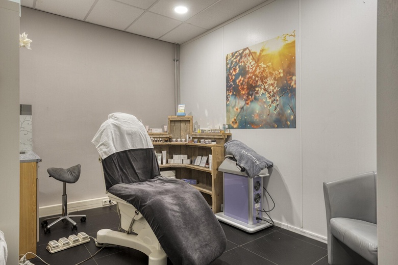 WinkelruimteaanBurgemeester van Houtplein 45<br/> inVlijmen