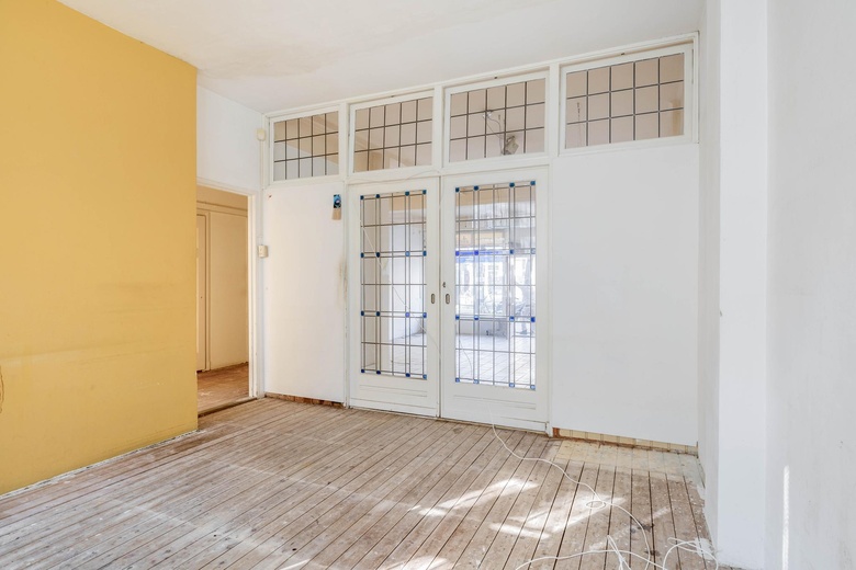 WinkelruimteaanNieuwe Binnenweg 62<br/> inRotterdam WinkelruimteaanNieuwe Binnenweg 62<br/> inRotterdam