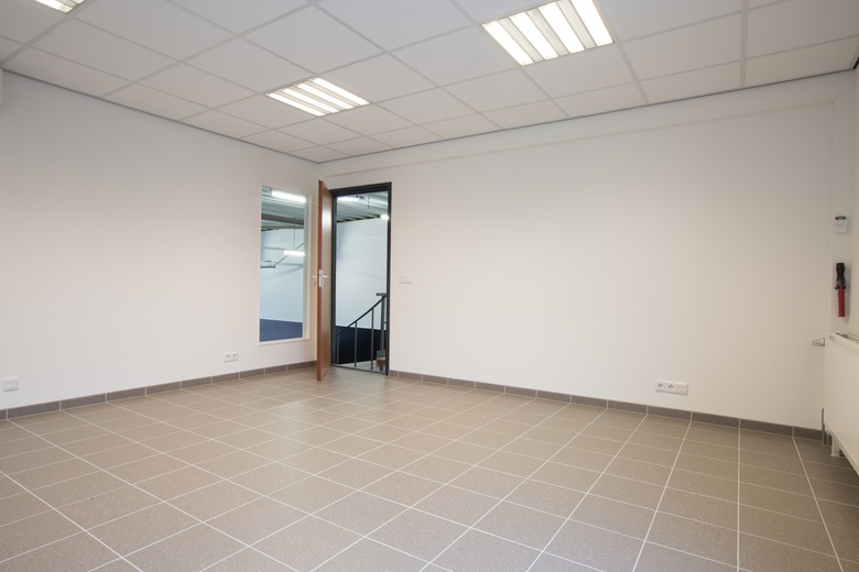 BedrijfsruimteaanWeerterveld 71<br/> inMeerssen BedrijfsruimteaanWeerterveld 71<br/> inMeerssen