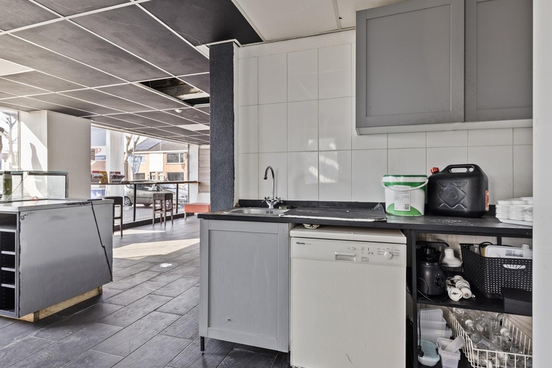 WinkelruimteaanOotmarsumsestraat 421<br/> inAlmelo