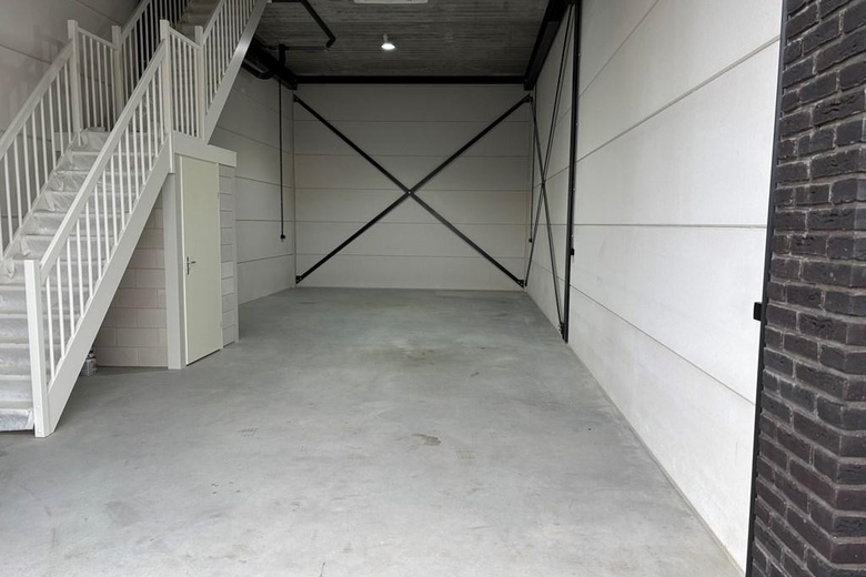 BedrijfsruimteaanCelsiusstraat 33<br/> inBerkel en Rodenrijs