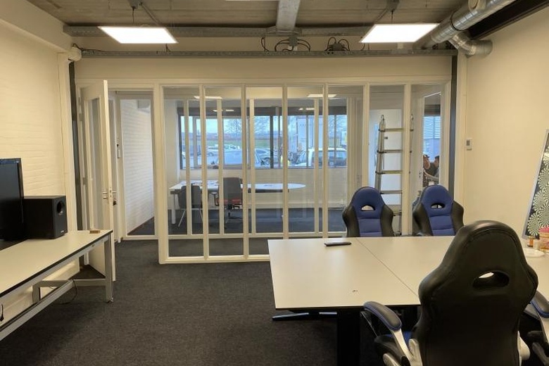 BedrijfsruimteaanPoelweg 40<br/> inDe Kwakel