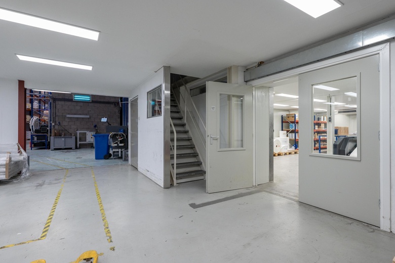 BedrijfsruimteaanStoutenburgerweg 15<br/> inTerschuur