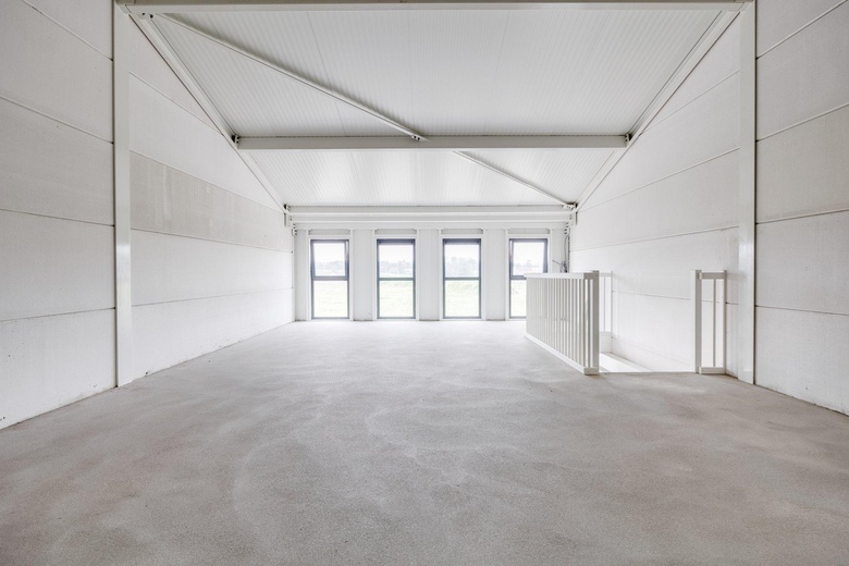 Bekijk foto 10 in  aan de  in 