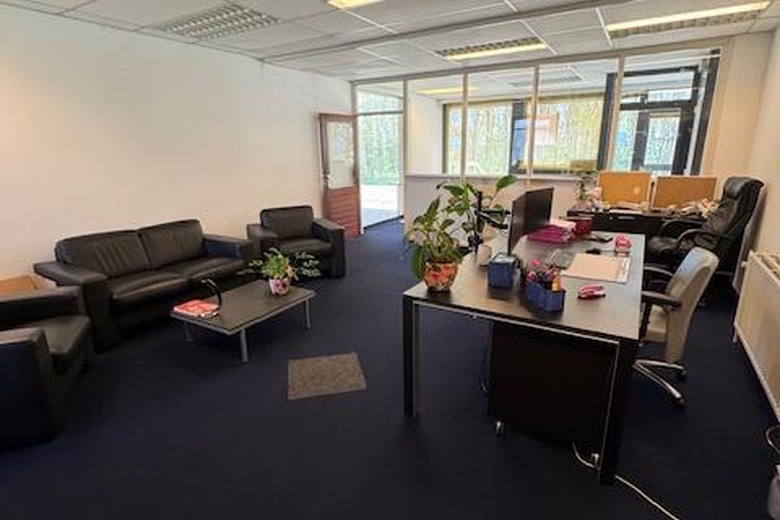 KantoorruimteaanHazeldonk 6051<br/> inBreda