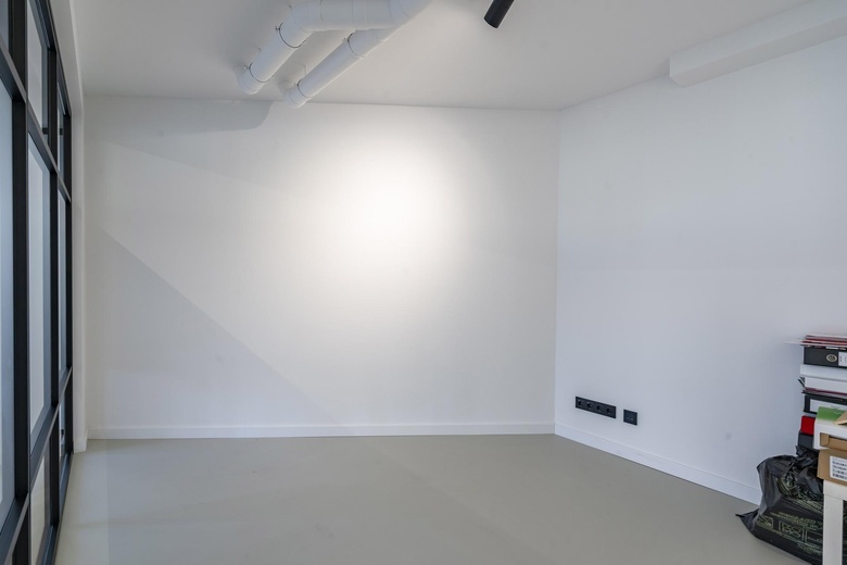 KantoorruimteaanHudsonstraat 185<br/> inRotterdam KantoorruimteaanHudsonstraat 185<br/> inRotterdam