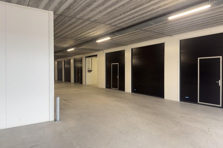 BedrijfsruimteaanIndustrieweg 69 78<br/> inBerkel en Rodenrijs