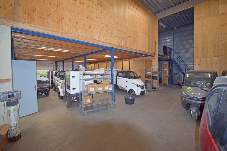 BedrijfsruimteaanHet Tasveld 9<br/> inHendrik-Ido-Ambacht