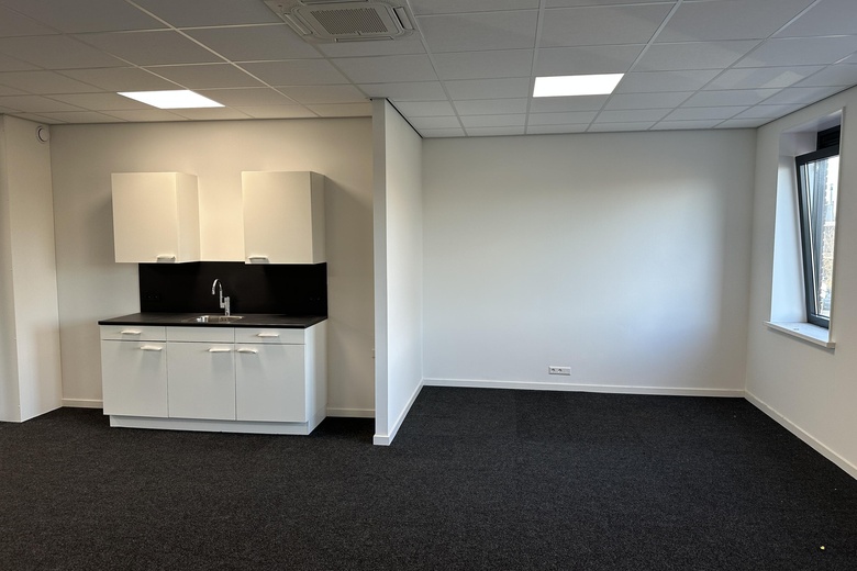 BedrijfsruimteaanStaringlaan 14 B<br/> inWaddinxveen