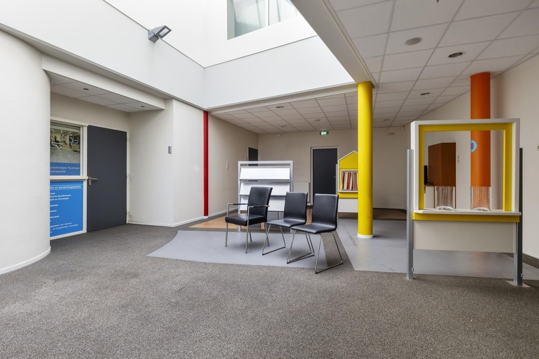 KantoorruimteaanBlokfluitlaan 19<br/> inOldenzaal KantoorruimteaanBlokfluitlaan 19<br/> inOldenzaal