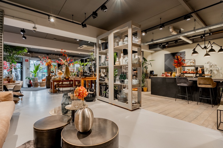 WinkelruimteaanAdmiraal Helfrichstraat 33<br/> inHardenberg WinkelruimteaanAdmiraal Helfrichstraat 33<br/> inHardenberg