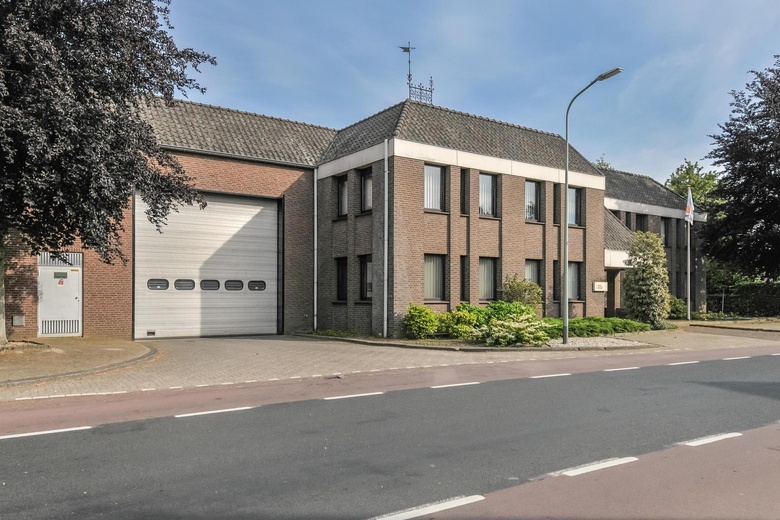 BedrijfsruimteaanHoofdstraat 11<br/> inLottum BedrijfsruimteaanHoofdstraat 11<br/> inLottum