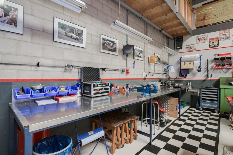 BedrijfsruimteaanMercatorstraat 13 03<br/> inLichtenvoorde BedrijfsruimteaanMercatorstraat 13 03<br/> inLichtenvoorde