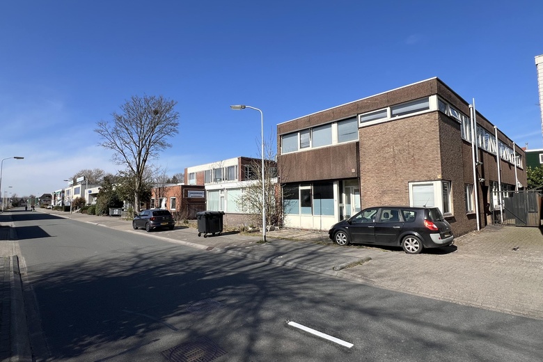 BedrijfsruimteaanAris van Broekweg 4 - 8<br/> inZaandam BedrijfsruimteaanAris van Broekweg 4 - 8<br/> inZaandam