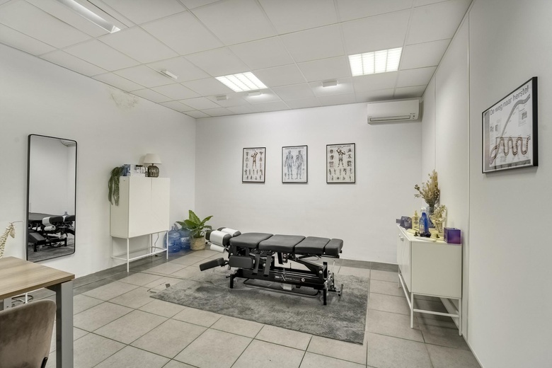 WinkelruimteaanDorpsstraat 22 A<br/> inZoeterwoude WinkelruimteaanDorpsstraat 22 A<br/> inZoeterwoude