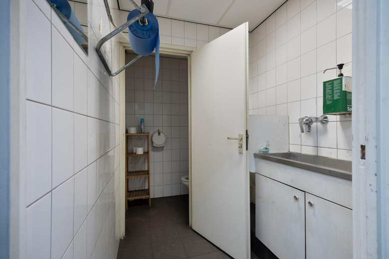BedrijfsruimteaanIndustrieweg 20<br/> inSliedrecht BedrijfsruimteaanIndustrieweg 20<br/> inSliedrecht
