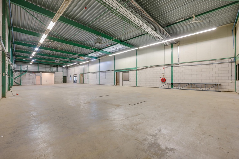 BedrijfsruimteaanVersterkerstraat 4<br/> inAlmere