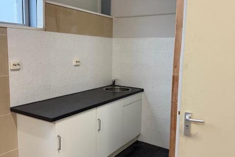 BedrijfsruimteaanEnergieweg 43<br/> inHuizen