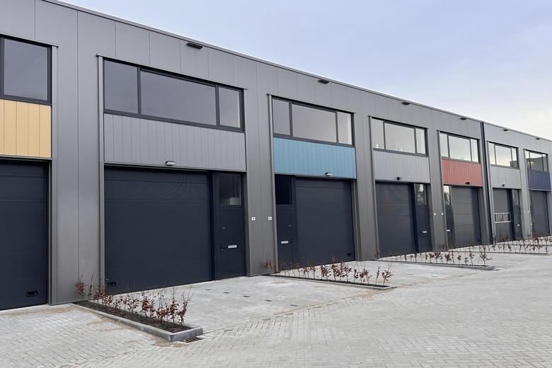 BedrijfsruimteaanNewtonstraat 86<br/> inTiel