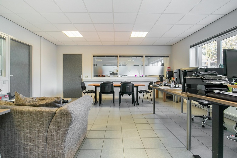 BedrijfsruimteaanHuygensweg 12<br/> inSchijndel