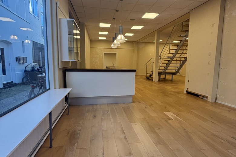 WinkelruimteaanGierstraat 52<br/> inHaarlem