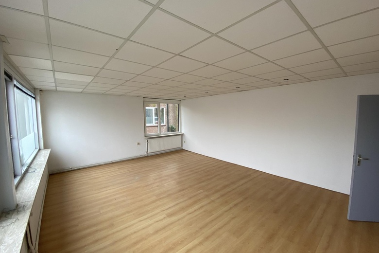 BedrijfsruimteaanDe Steiger 170<br/> inAlmere BedrijfsruimteaanDe Steiger 170<br/> inAlmere