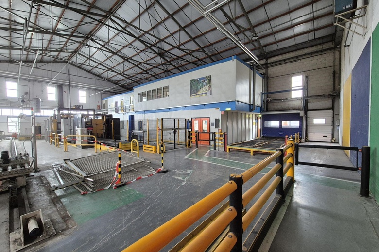 BedrijfsruimteaanAmbachtsweg 1<br/> inGroot-Ammers