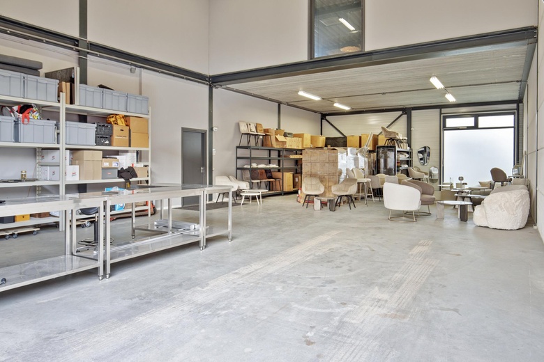 Bedrijfsruimteaan's-Gravenweg 332<br/> inNieuwerkerk aan den IJssel