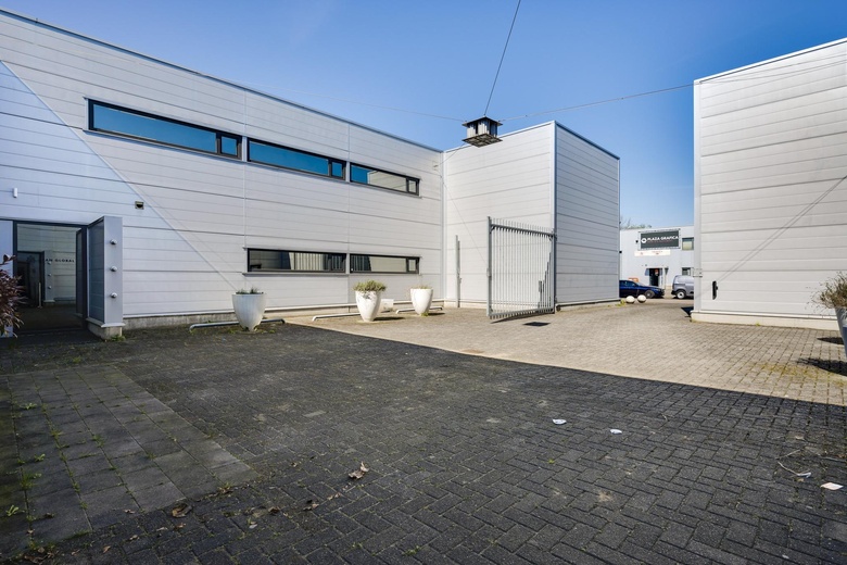 BedrijfsruimteaanNoordhoven 10<br/> inRoermond BedrijfsruimteaanNoordhoven 10<br/> inRoermond