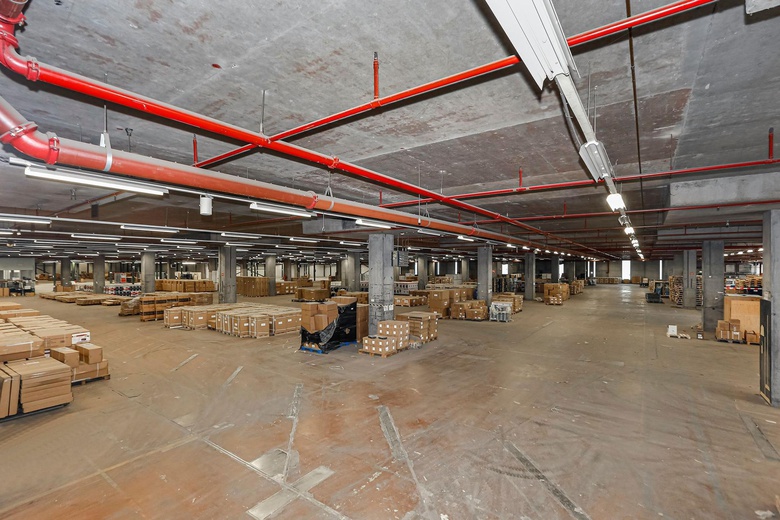 BedrijfsruimteaanAntwerpseweg 2<br/> inGouda BedrijfsruimteaanAntwerpseweg 2<br/> inGouda