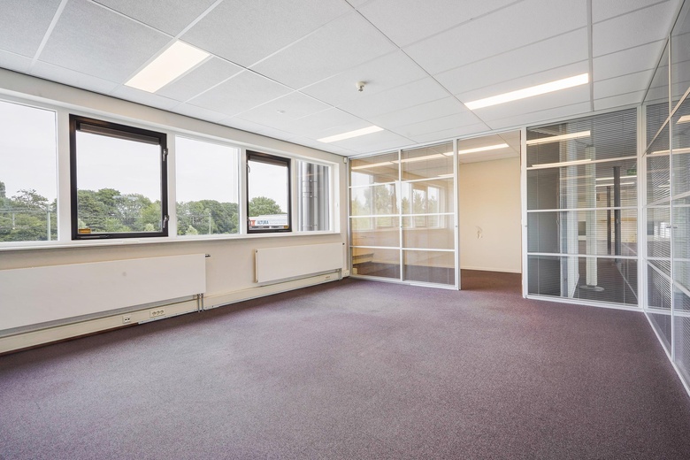 KantoorruimteaanPrinses Irenelaan 81<br/> inVoorburg