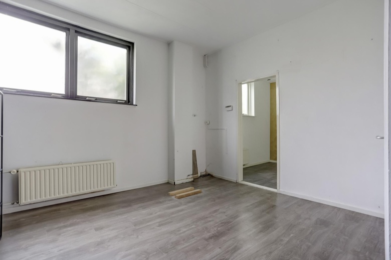 BedrijfsruimteaanJachthuisstraat 5<br/> inKloetinge BedrijfsruimteaanJachthuisstraat 5<br/> inKloetinge