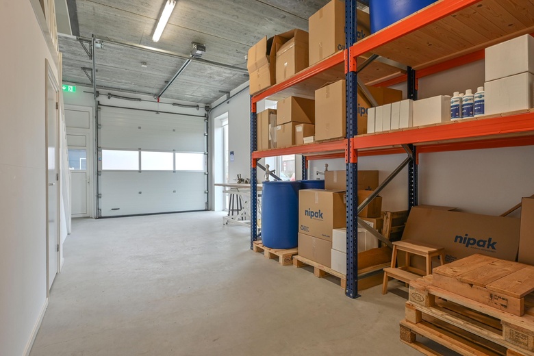 BedrijfsruimteaanBinnendelta 16 a<br/> inBlaricum