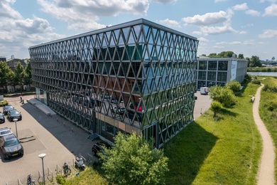Kantoorruimte Pedro de Medinalaan 73, Amsterdam | Bedrijfspand.com