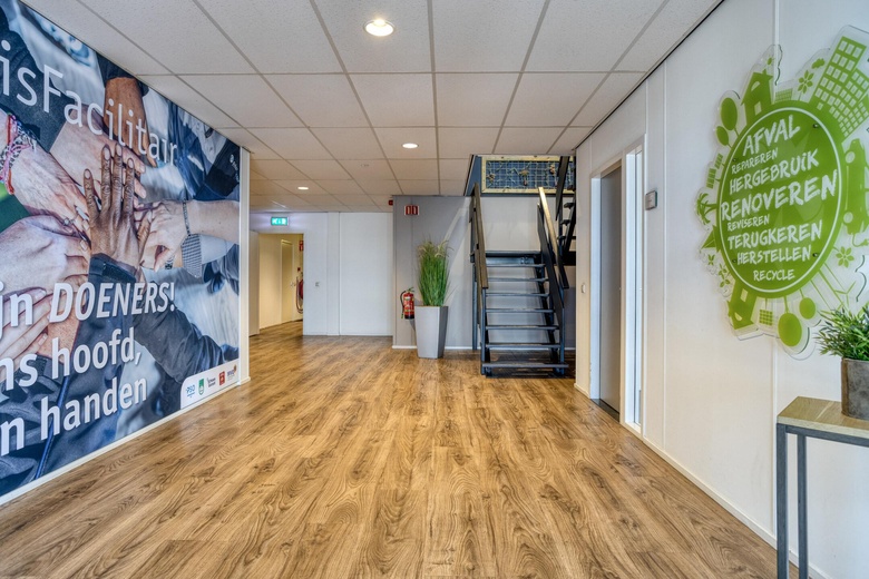 BedrijfsruimteaanPascalstraat 70<br/> inDordrecht BedrijfsruimteaanPascalstraat 70<br/> inDordrecht