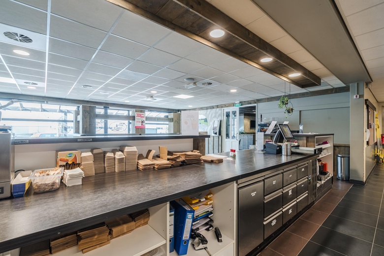 HorecaaanHarselaarseweg 59<br/> inBarneveld