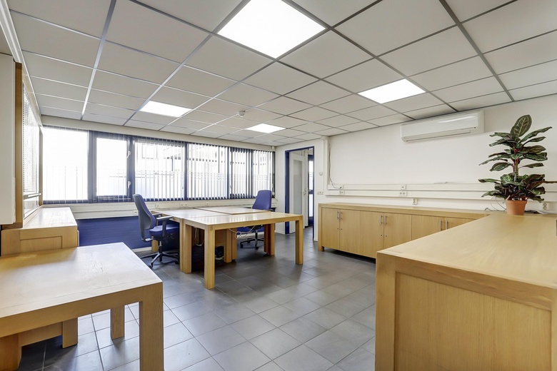 BedrijfsruimteaanBedrijvenstraat 7 a<br/> inWierden BedrijfsruimteaanBedrijvenstraat 7 a<br/> inWierden