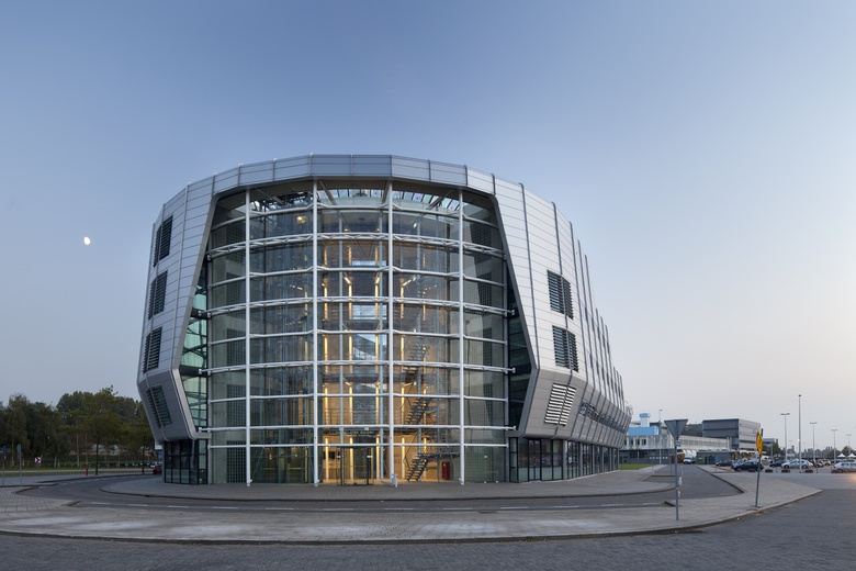KantoorruimteaanStationsplein-NO 402- 412<br/> inSchiphol KantoorruimteaanStationsplein-NO 402- 412<br/> inSchiphol