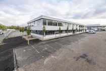 Bekijk foto 3 van Vlaardingweg 63 - 65